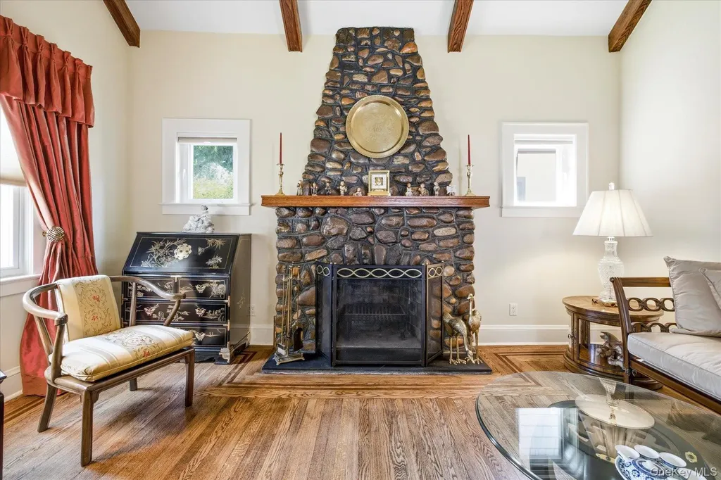 75 Wagg Avenue Malverne NY 11565