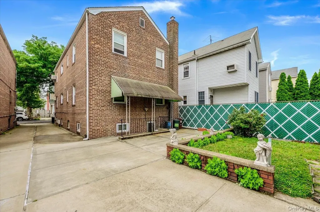 3061 Lasalle Avenue Bronx NY 10461
