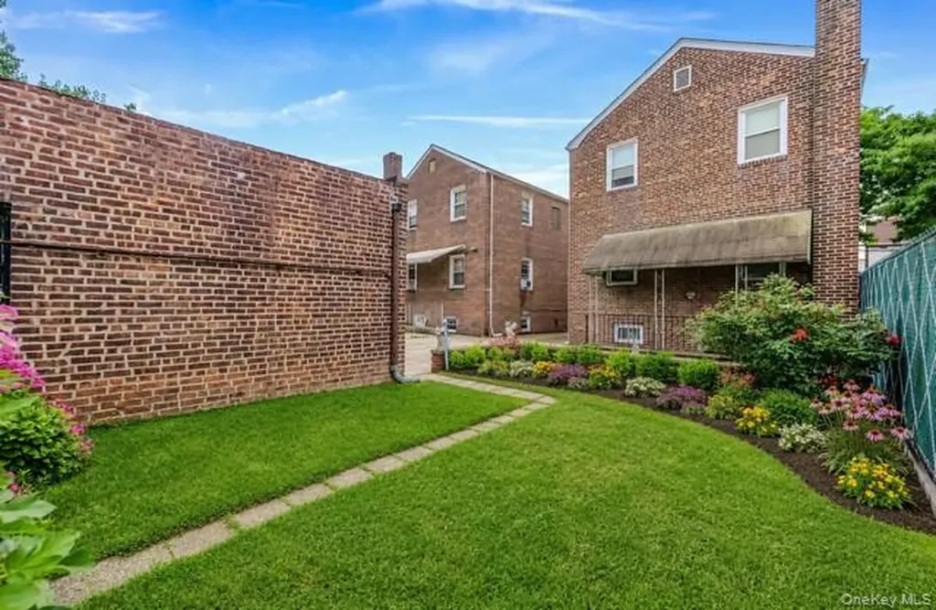 3061 Lasalle Avenue Bronx NY 10461