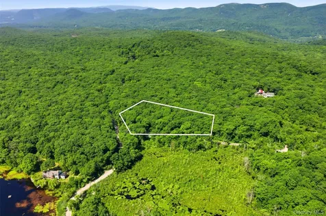 599 E Mountain Road N Cold Spring NY 10516