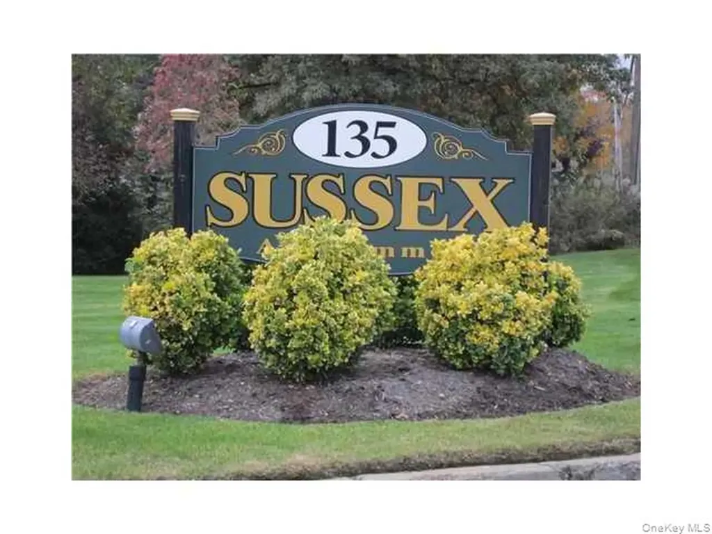 135 West Nyack Road Nanuet NY 10954