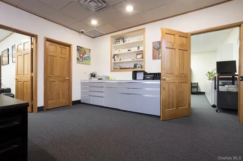 216 Congers Road New City NY 10956