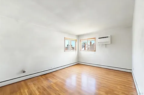 14 Laurel Place Bethpage NY 11714