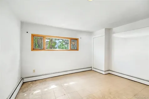 14 Laurel Place Bethpage NY 11714