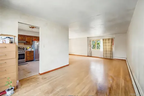14 Laurel Place Bethpage NY 11714