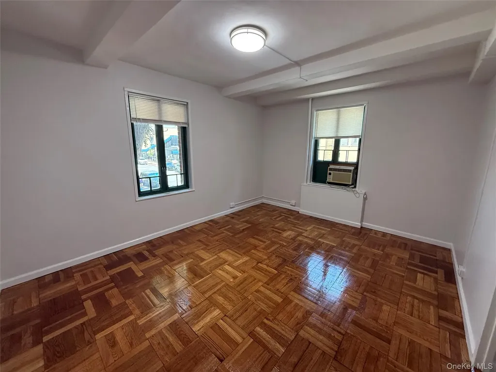 1725 Purdy Street Bronx NY 10462
