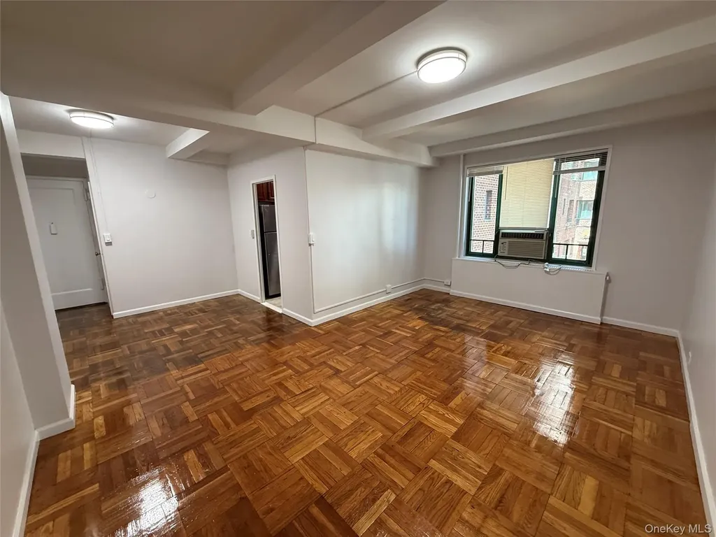 1725 Purdy Street Bronx NY 10462