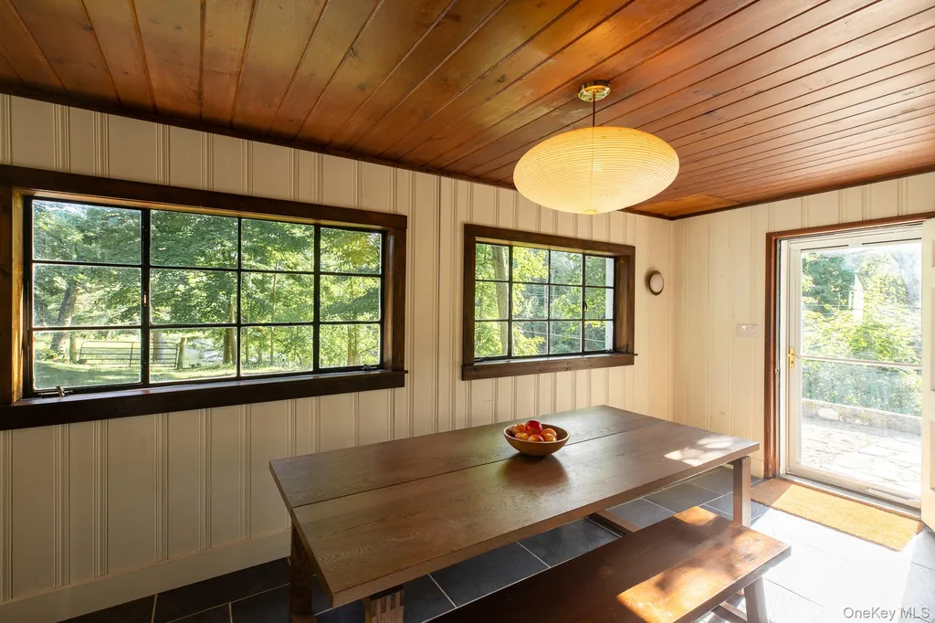 2846 Route 82 Pleasant Valley NY 12569
