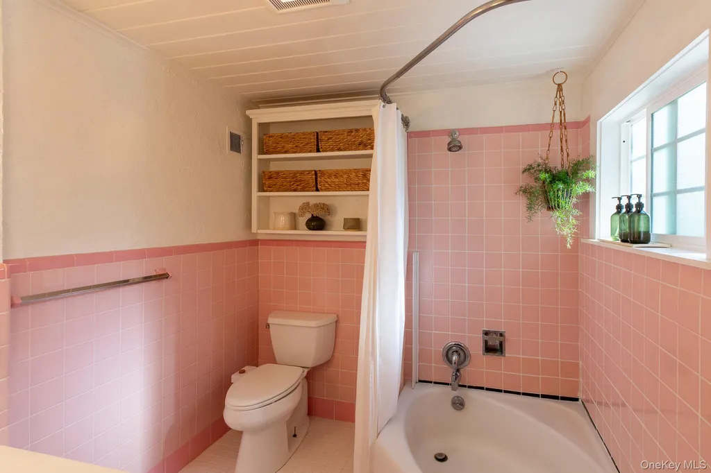 2846 Route 82 Pleasant Valley NY 12569