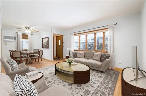 159 Nevada Street Hicksville NY 11801