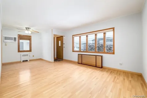 159 Nevada Street Hicksville NY 11801