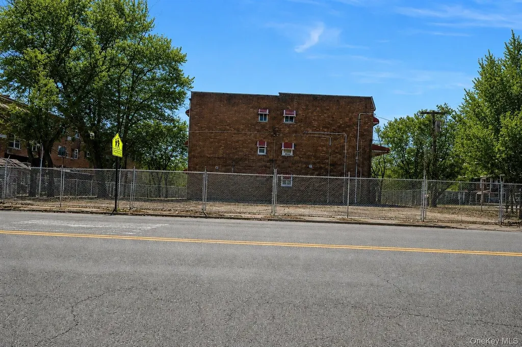 1910 Randall Avenue Bronx NY 10473