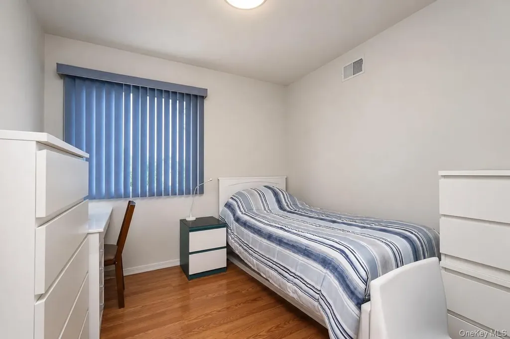 64 Amanda Court Staten Island NY 10312