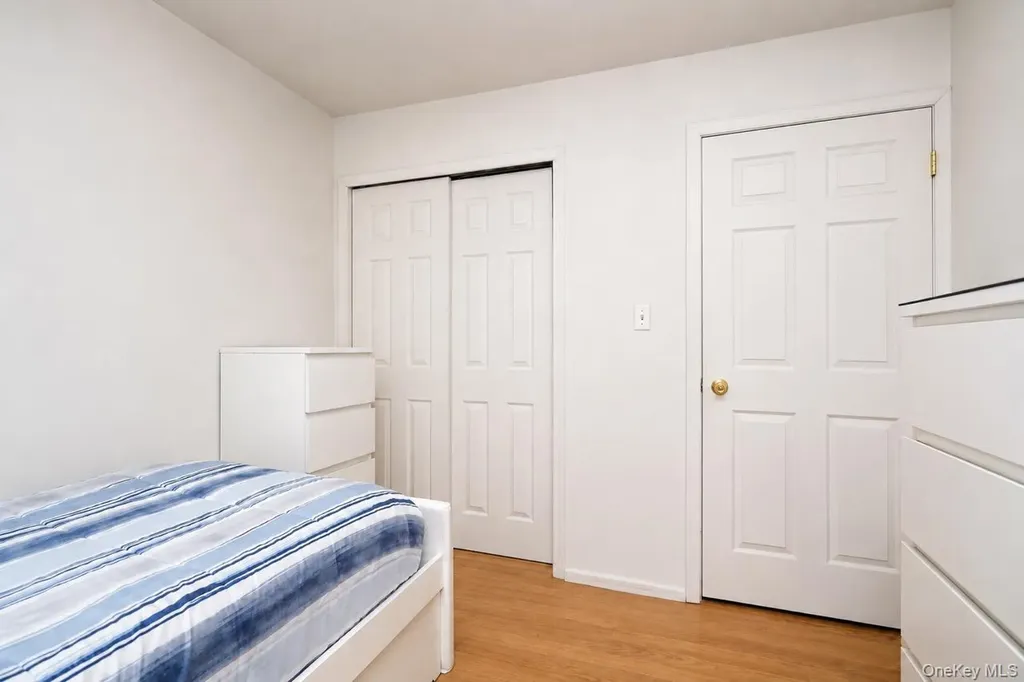 64 Amanda Court Staten Island NY 10312
