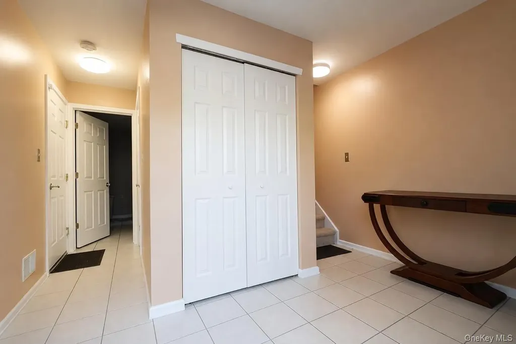 64 Amanda Court Staten Island NY 10312