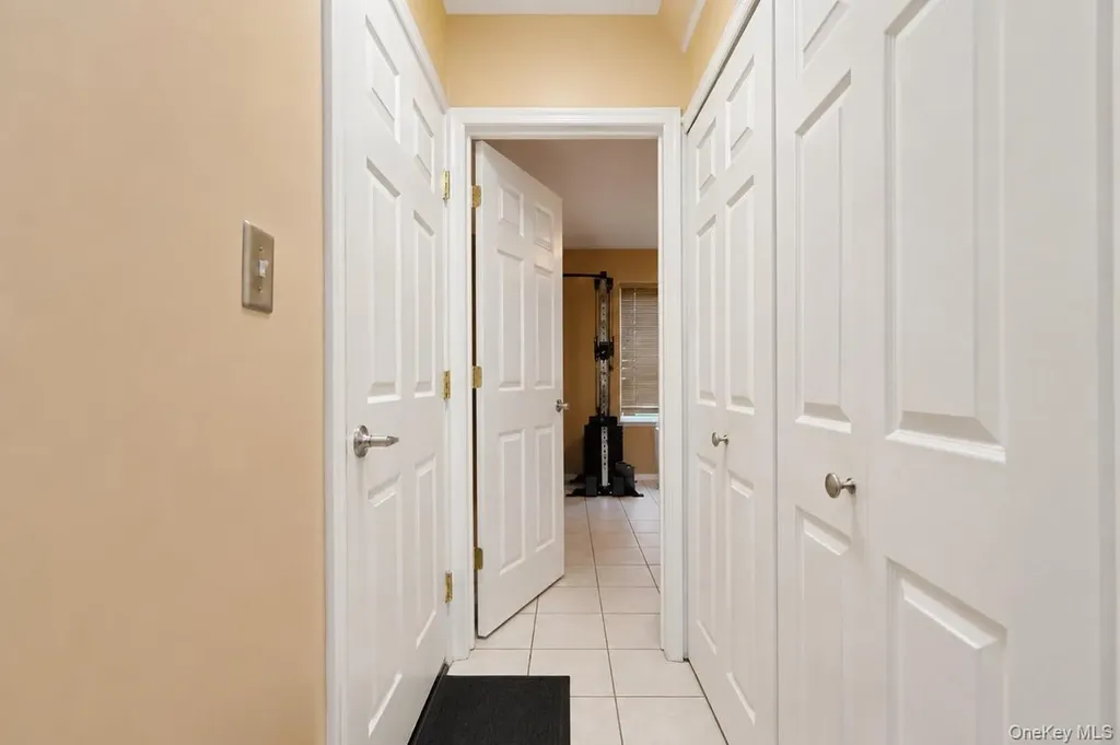 64 Amanda Court Staten Island NY 10312