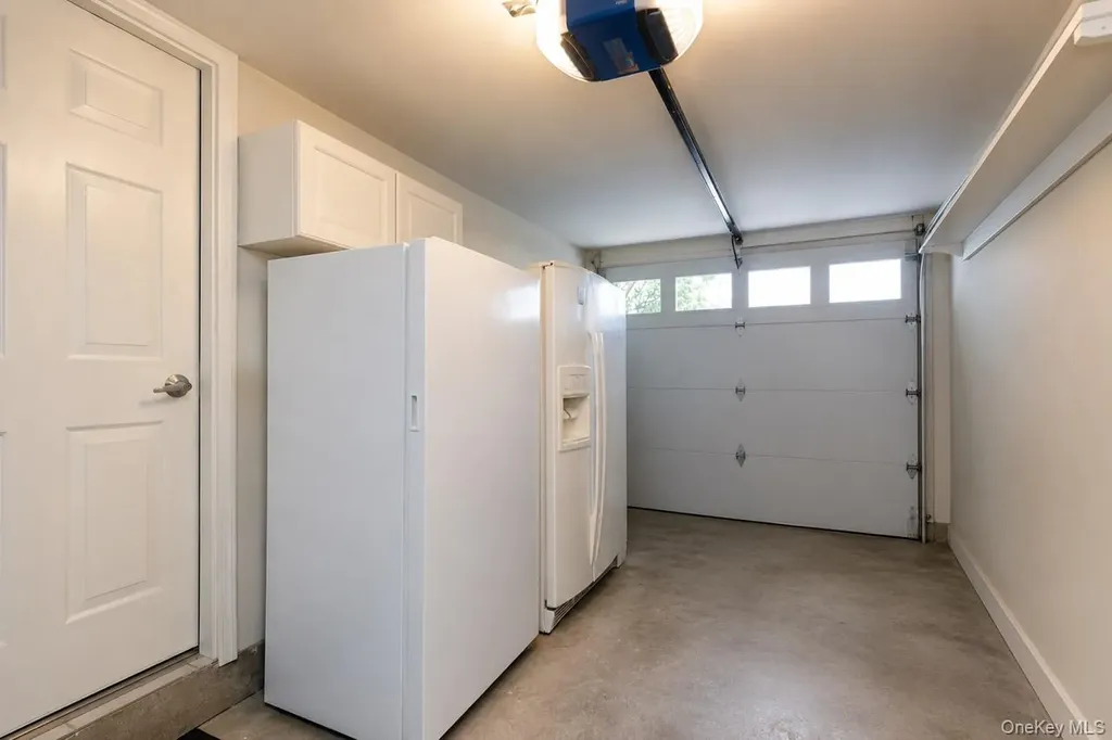 64 Amanda Court Staten Island NY 10312