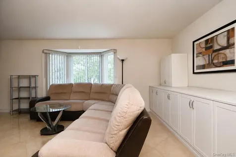 64 Amanda Court Staten Island NY 10312