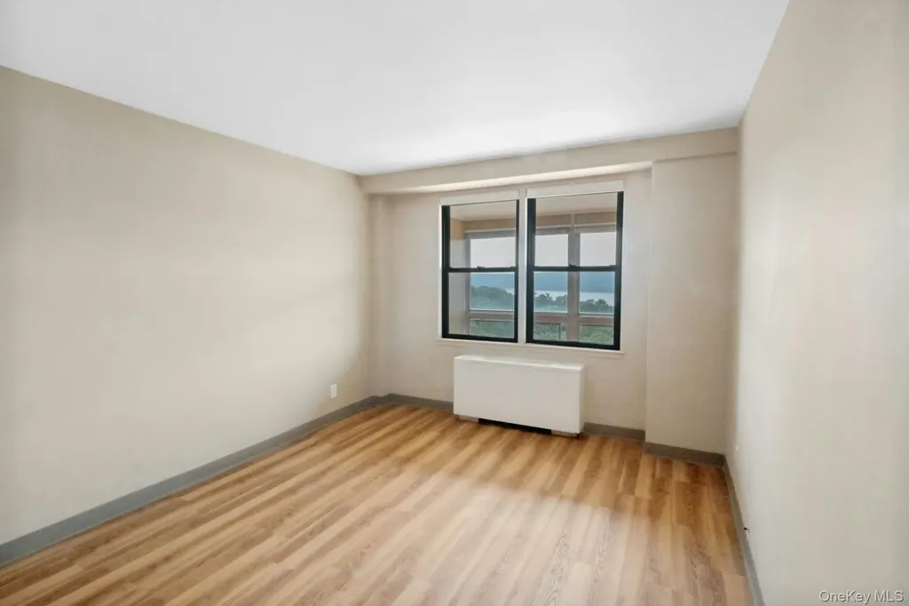 4705 Henry Hudson Parkway Bronx NY 10471