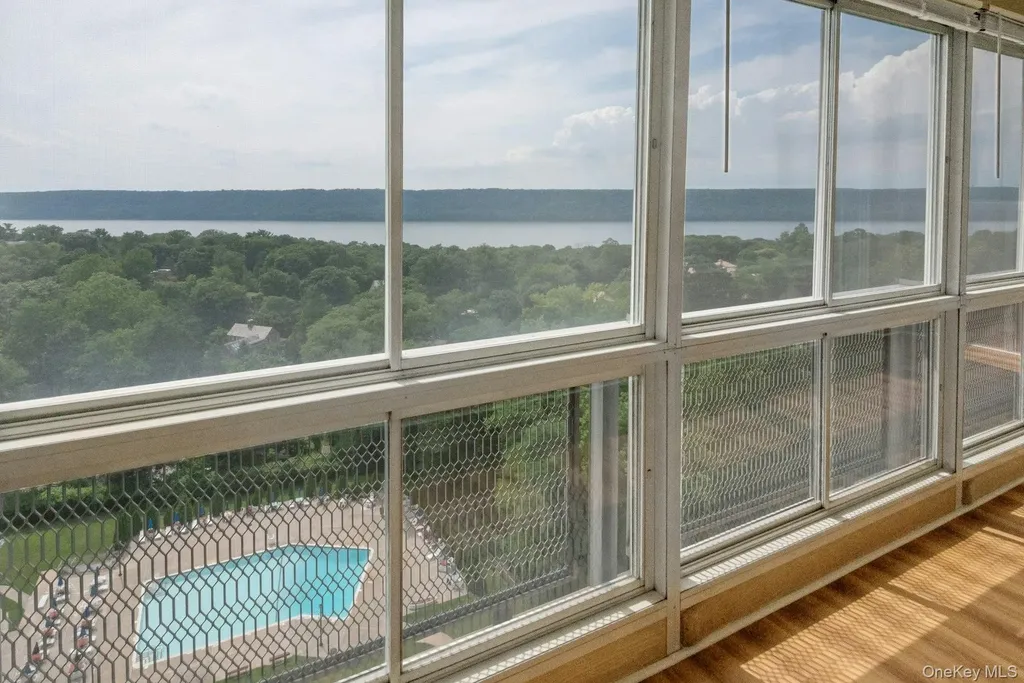 4705 Henry Hudson Parkway Bronx NY 10471