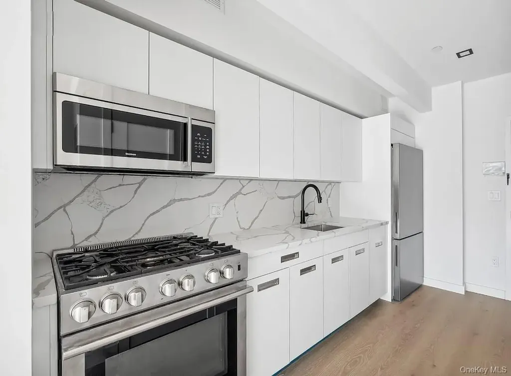 618 Avenue H Brooklyn NY 11230