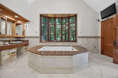 23 Inningwood Road Ossining NY 10562