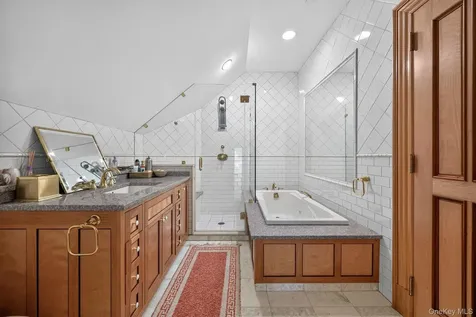 23 Inningwood Road Ossining NY 10562