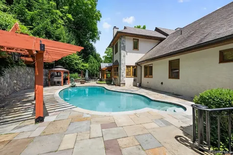 23 Inningwood Road Ossining NY 10562