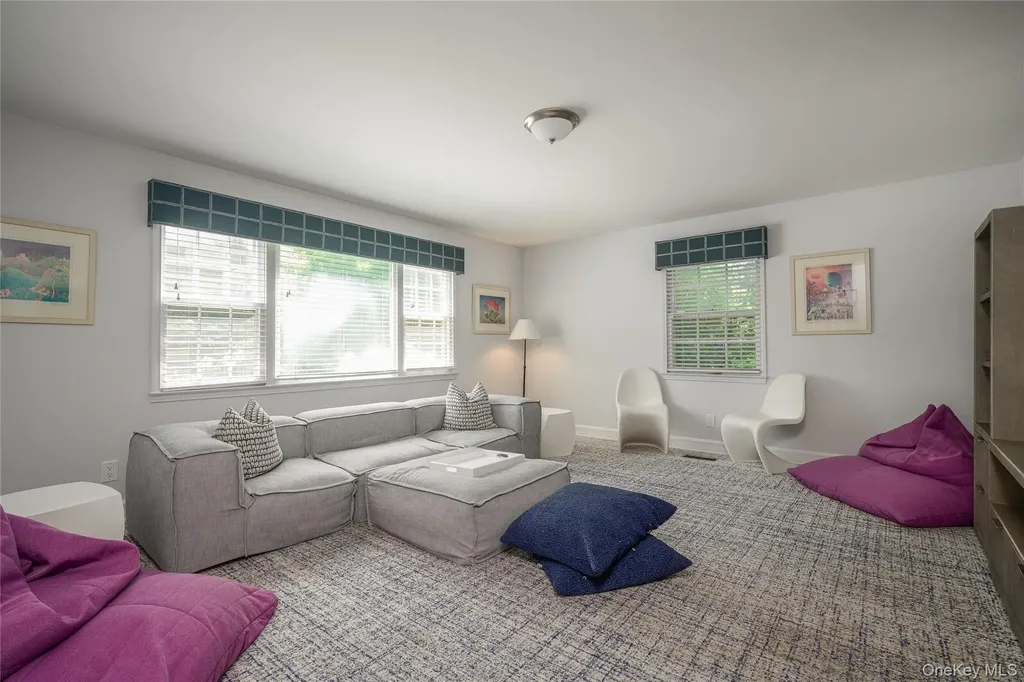 15 Laurel Hill Road Dobbs Ferry NY 10522