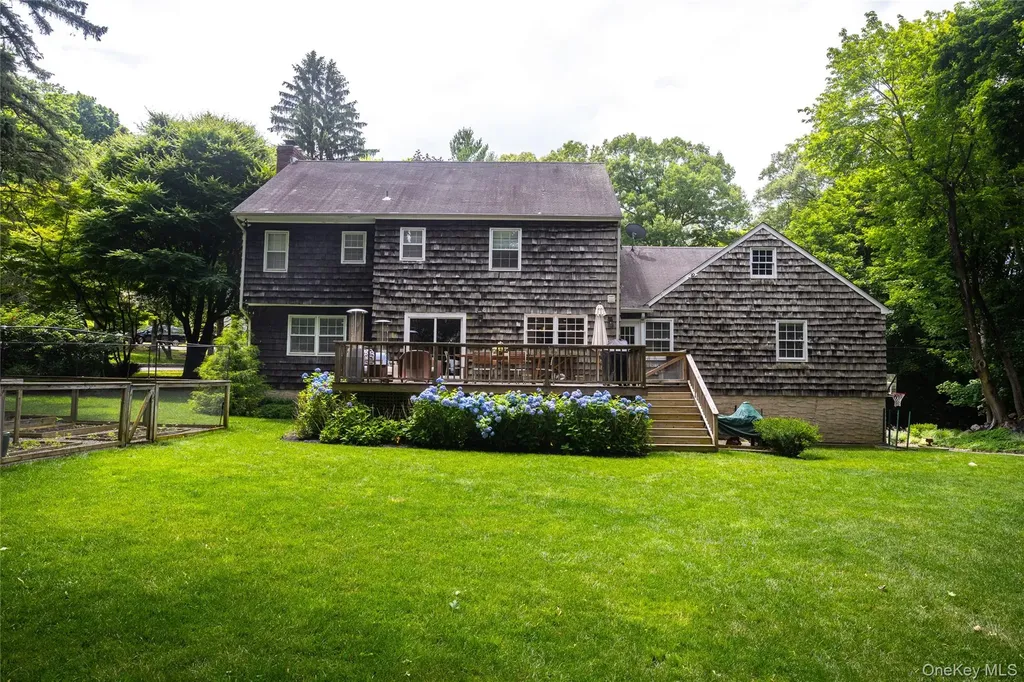 15 Laurel Hill Road Dobbs Ferry NY 10522