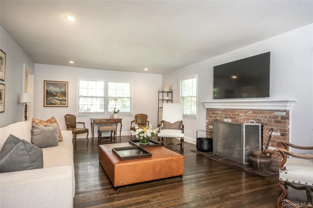 15 Laurel Hill Road Dobbs Ferry NY 10522