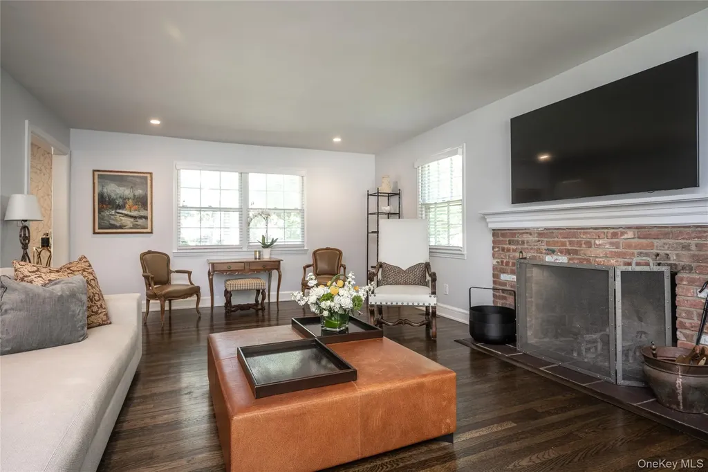 15 Laurel Hill Road Dobbs Ferry NY 10522