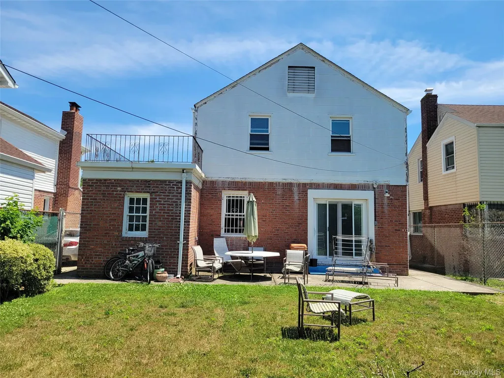 115102 232nd Street Cambria Heights NY 11411