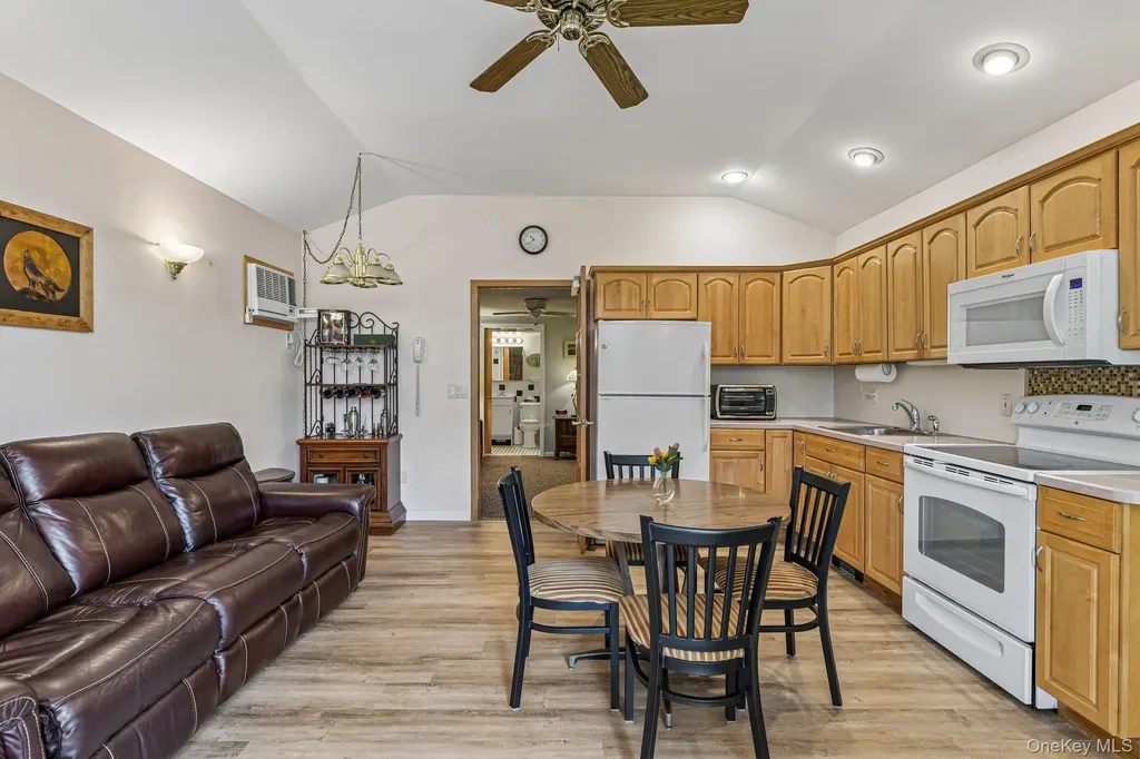 2394 Cedar Street Seaford NY 11783