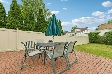 2394 Cedar Street Seaford NY 11783