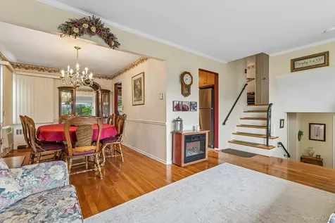 2394 Cedar Street Seaford NY 11783