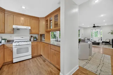 163 St Nicholas Avenue Bronxville NY 10708