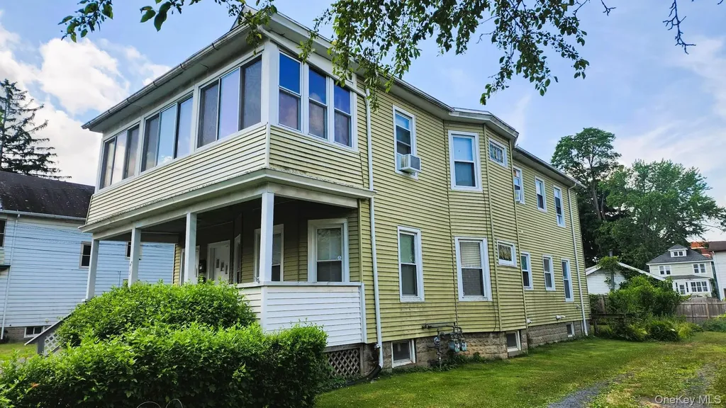 51 Lincoln Avenue Poughkeepsie NY 12601