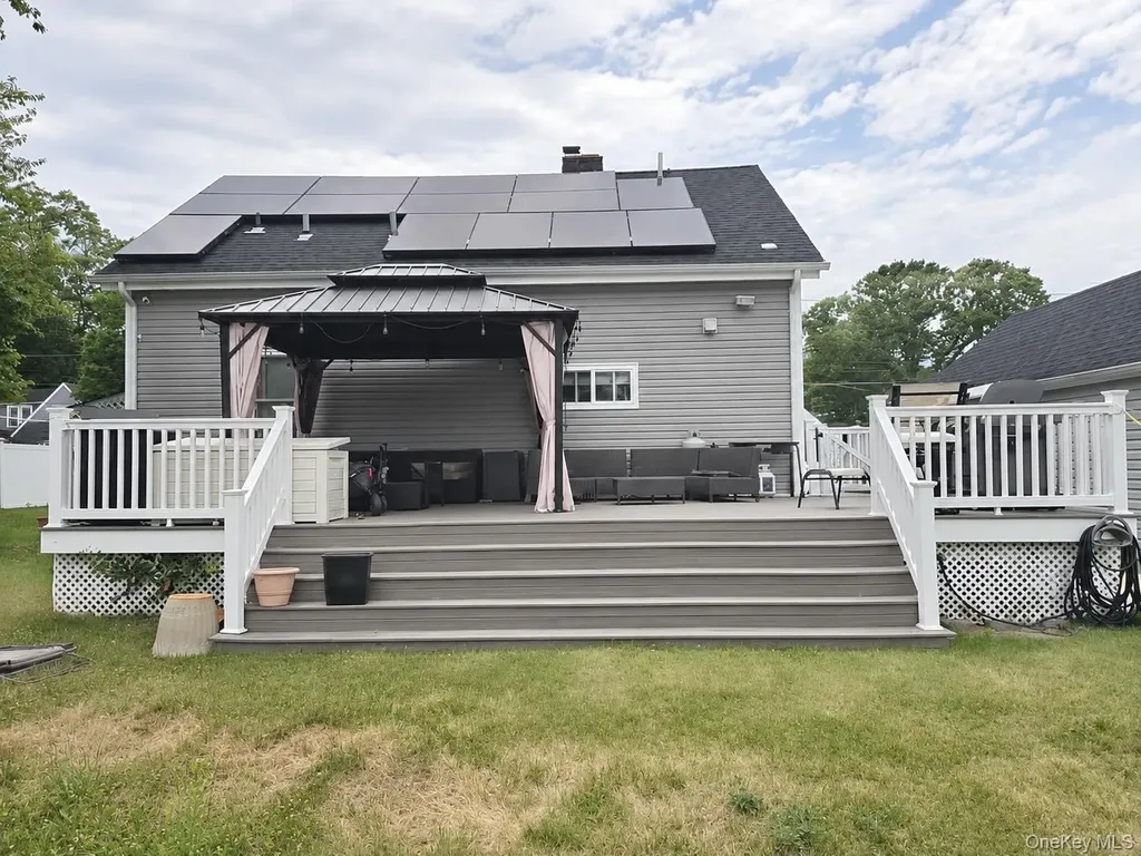39 Chestnut Street Wyandanch NY 11798