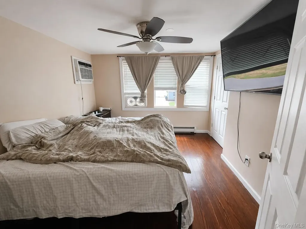 39 Chestnut Street Wyandanch NY 11798