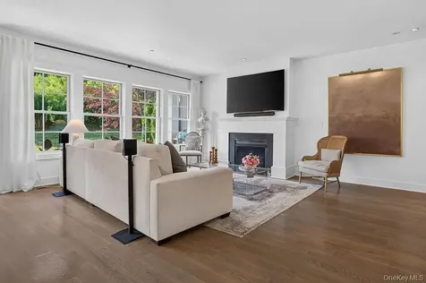 23 Honeysuckle Lane Rye Brook NY 10573