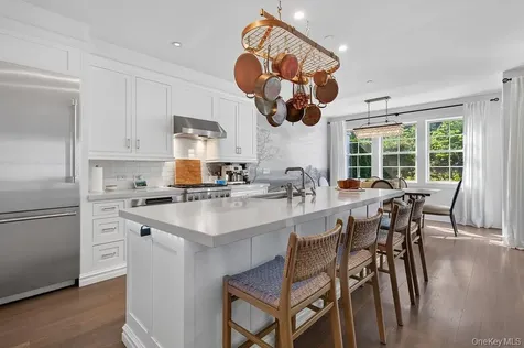 23 Honeysuckle Lane Rye Brook NY 10573