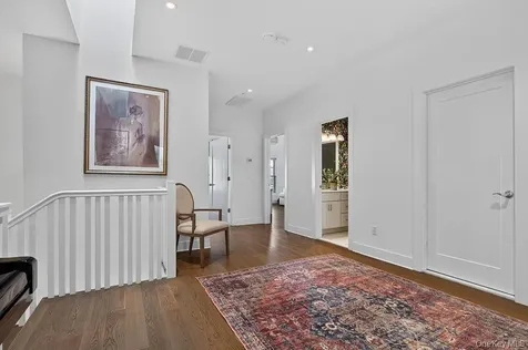 23 Honeysuckle Lane Rye Brook NY 10573