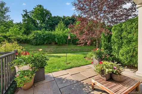 23 Honeysuckle Lane Rye Brook NY 10573