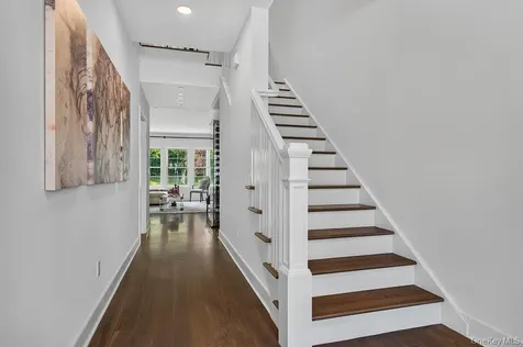 23 Honeysuckle Lane Rye Brook NY 10573