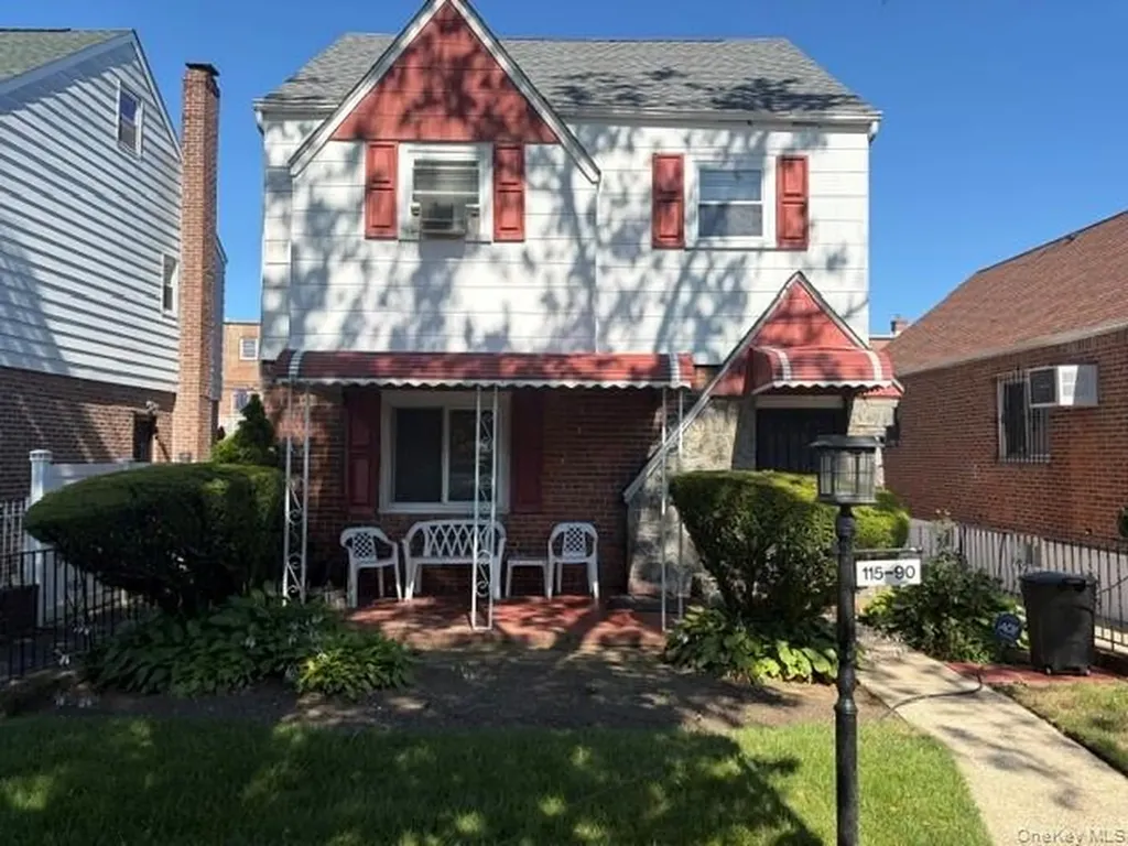 11590 223rd Street Cambria Heights NY 11411