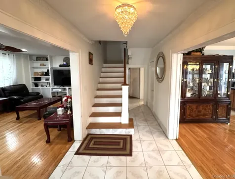 36 Earle Place New Rochelle NY 10801