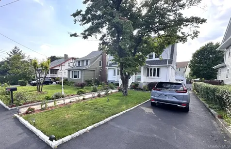 36 Earle Place New Rochelle NY 10801
