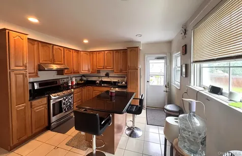 36 Earle Place New Rochelle NY 10801