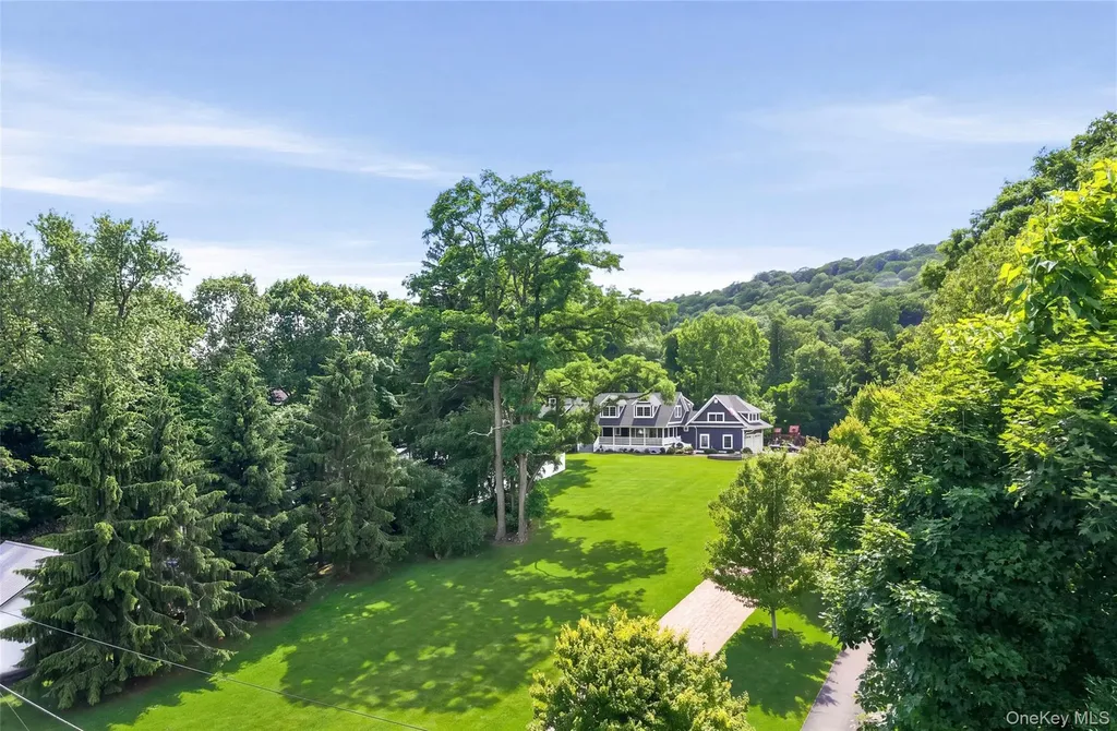 13 Gilbert Lane Putnam Valley NY 10579
